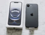 Apple iPhone 16e - 128 GB - Black (Unlocked)