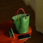 Bucket Bag Soft Leather Retro Single-shoulder Handbag Large Capacity Fashionable Personality All-matching Solid Simple (New)
