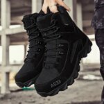 Outdoor Man Non-slip Snow Shoes High Top Men Platform Ankle Boots Comfortable Warm Winter Men Boots Desert Sewing Boots (New)