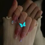 2025 New Butterfly Lamp Necklace Female Simple Light Luxury Fashion New Blue Luminous Butterfly Clavicle Chain Female Party Gift (New)