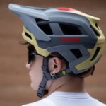 BATFOX 2025 New Mountain Bike Helmet Summer Colorful Cycling Helmet for Adults Youth Men and Women Speed Racing Bicycle Helmets (New)