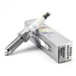 4/8PCS 92932 SILZKR7C11S Iridium Spark Plug for Honda Civic FB1 FB2 FC5 Accord CR-V 1.6L 1.8L 2.0L R20A3 R18A1 R20Z9 Car Candles (New)