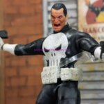 Marvel 1/12 Mezco Ant Punisher Sdcc Cloth Movable 6-inch Figure Doll Hand-made Model White Penalty Uncle Skull Carving Toys (New)