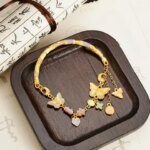 New Chinese Ancient Sand Gold Bracelet Light Luxury Enamel Butterfly Half Bracelet All-match Design Long-term Color-free Jewelry (New)