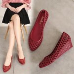 Summer Fashion jellies footwear Woman Flats Soft Clogs Platform Casual Female Sneakers Low Heels Dress New Creepers Shoes (New)