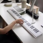 61 Keys Electronic Organ Portable Folding Electronic Piano Adult Children Beginners Professional Keyboard Musical Instruments (New)