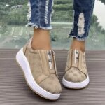 Spring Autumn Womens Sports Shoes Wedge Mid Heels Embroidery Floral Thick Bottom Sneakers Women Front Zip Designer Single Shoes (New)