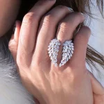 Huitan Bling Bling Wing Feather Rings Women Novel Design (New)