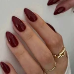 24Pcs/Set Simple Wine Red Fake Nails Midlength Almond Press (New)