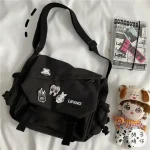 Korean Street Style Versatile Artistic Hong Kong Version Shoulder Bag Messenger Crossbody Bag (New)