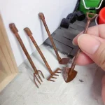 4 Pack Miniature Garden Tools Ornaments Rusty Metal Crafts Gardening Rusted Tool Set Garden (New)