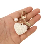 Elegant Pearl Keychain,Pearl,Keychain,Pendant,DIY,Car Keys,Accessories for Women, Stylish Gift (New)