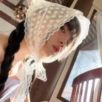 Lace Flower Elegant Temperament Lace Female Flower White Sweet Triangle Scarf Thin Breathable (New)