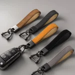 Car Key Chain Luxury Genuine Leather Keychain Pure Color Buckle Car Key Ring (New)
