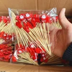 50 Disposable Christmas Bamboo Sticks Creative Santa Claus Xmas Tree Decor Fruit Toothpicks (New)