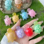 20 50 100 Cute Mini Luminous Turtle Ornaments Miniatures Turtle Micro Glowing in The Dark (New)