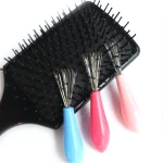 1  Random Color Comb Hair Brush Cleaner Cleaning Remover Embedded Plastic Comb (New)