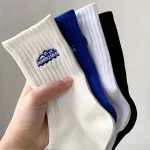 4 pairs of unisex socks with oil painting pattern thin breathable and versatile (New)