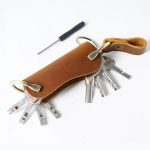 Vintage Cowhide Leather Smart Key Organizer Mini EDC Keybag with DIY Keychain and Car Key Holder (New)